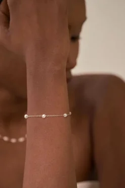 Bracelet en or avec perles