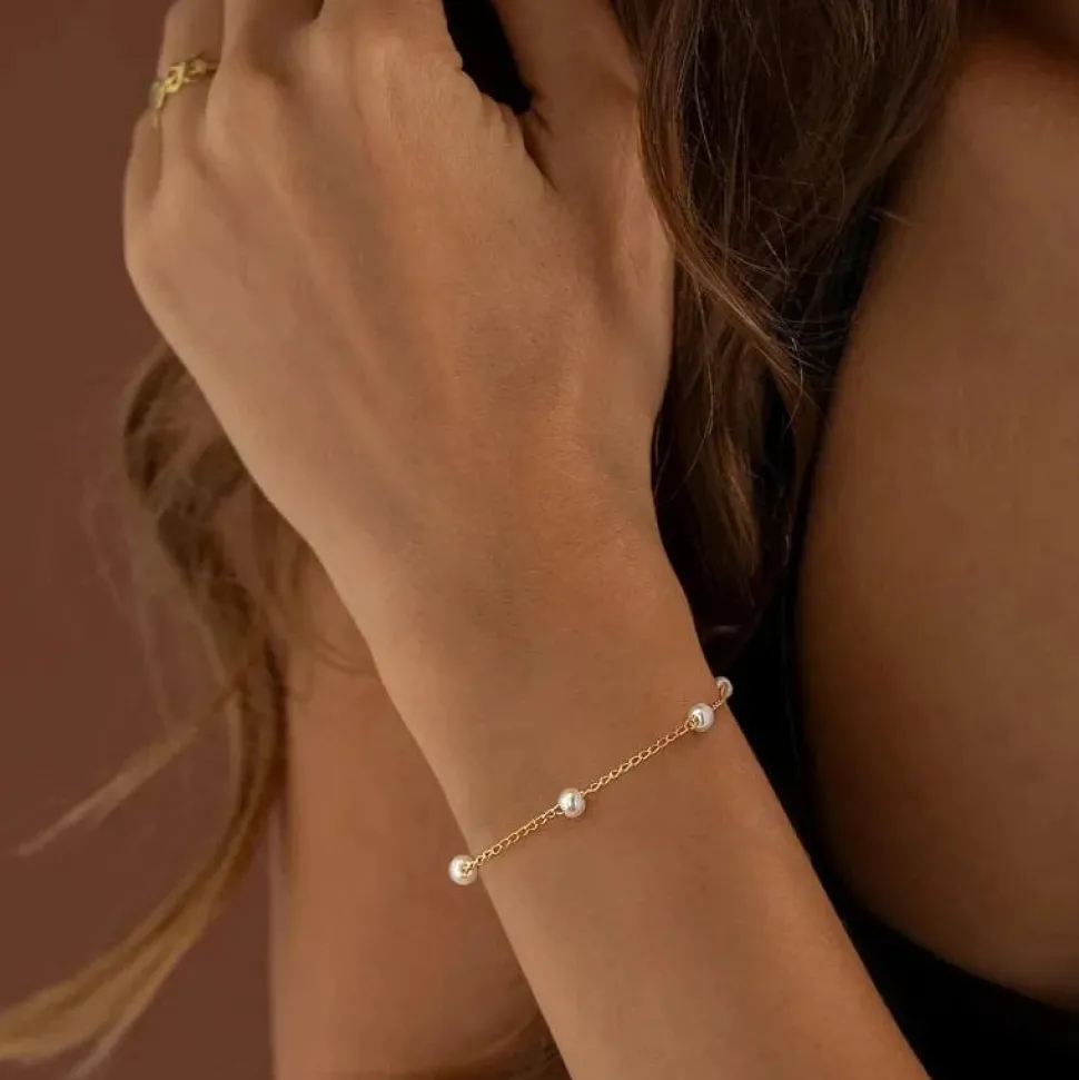 Bracelet en or avec perles