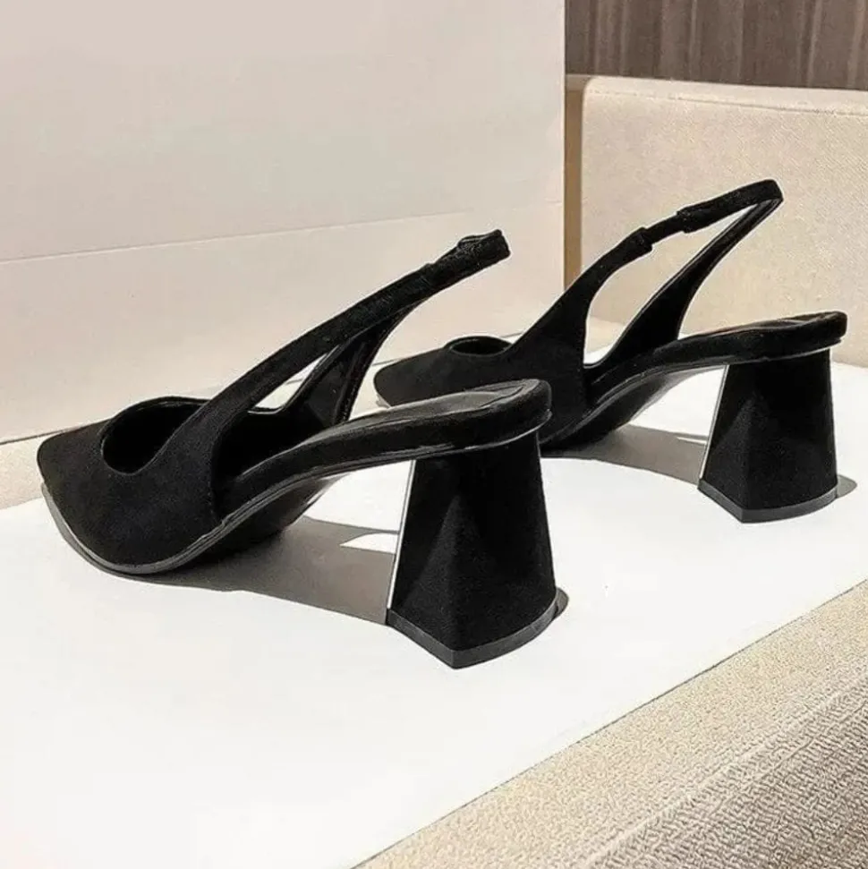 Escarpins noirs slingback