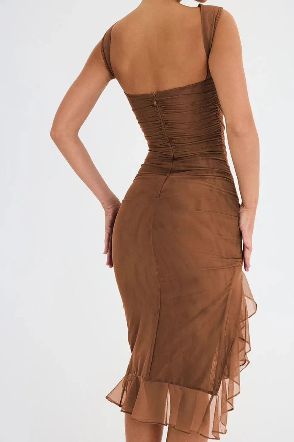 Robe asymétrique drappée élégante