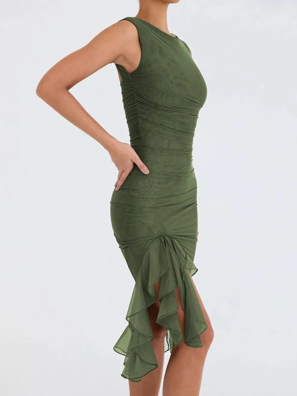 Robe asymétrique drappée élégante