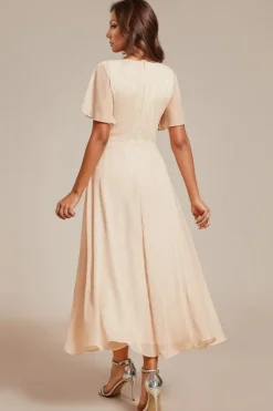 Robe beige midi pour invitée au mariage