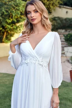 Robe blanche bohème longue manches longues