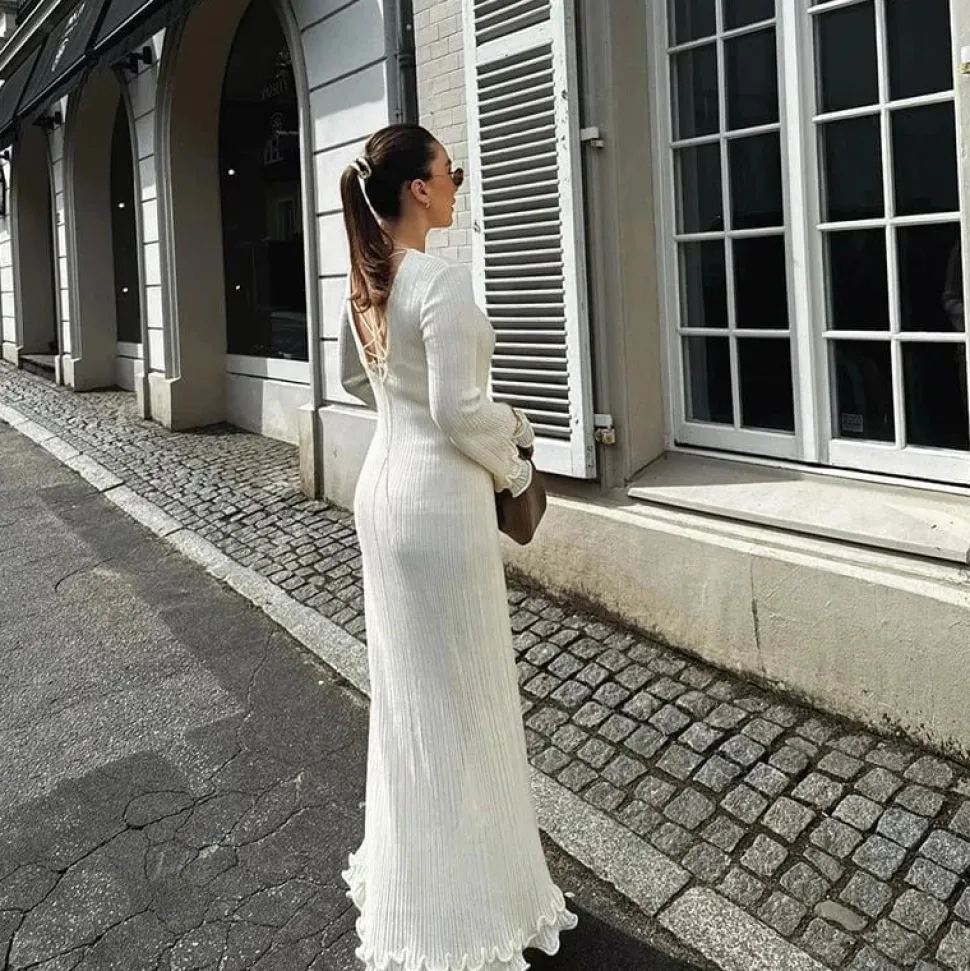 Robe blanche chic longue manches longues