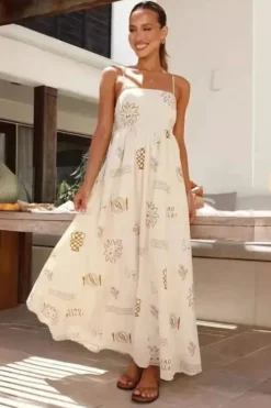 Robe bohème dos nu évasée