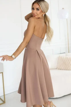 Robe bustier beige évasée