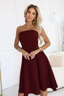 Robe bustier bordeaux évasée