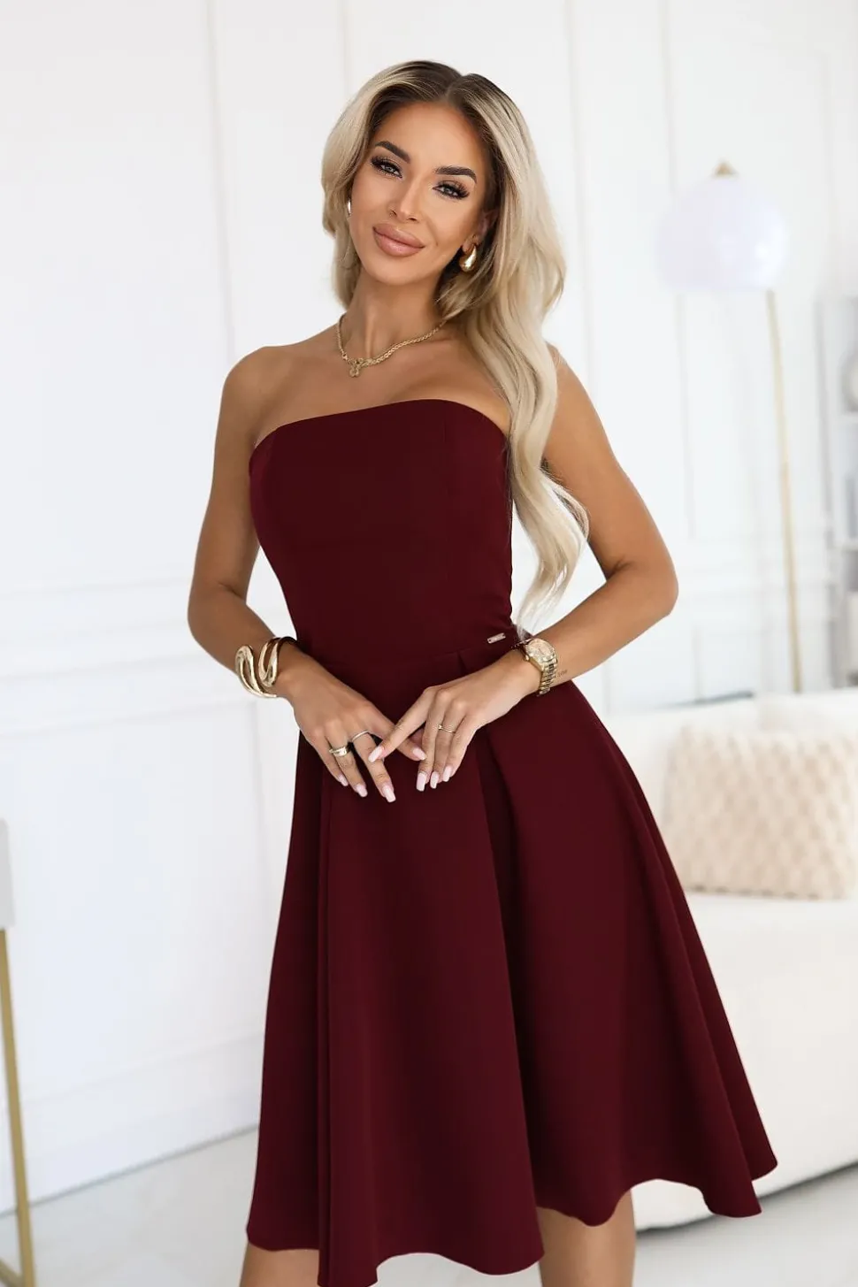 Robe bustier bordeaux évasée
