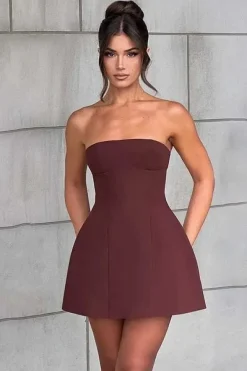 Robe bustier courte chic évasée