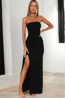 Robe bustier longue fendue élégante