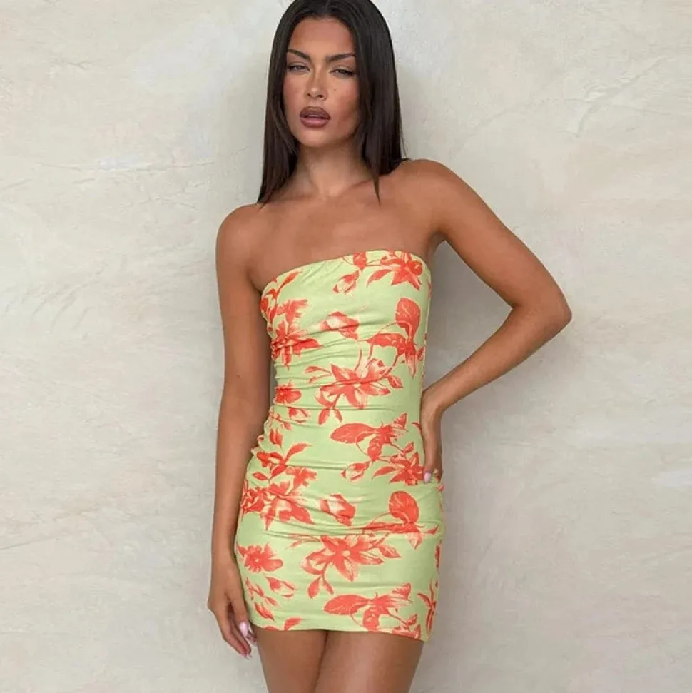 Robe bustier mini moulante fleurie
