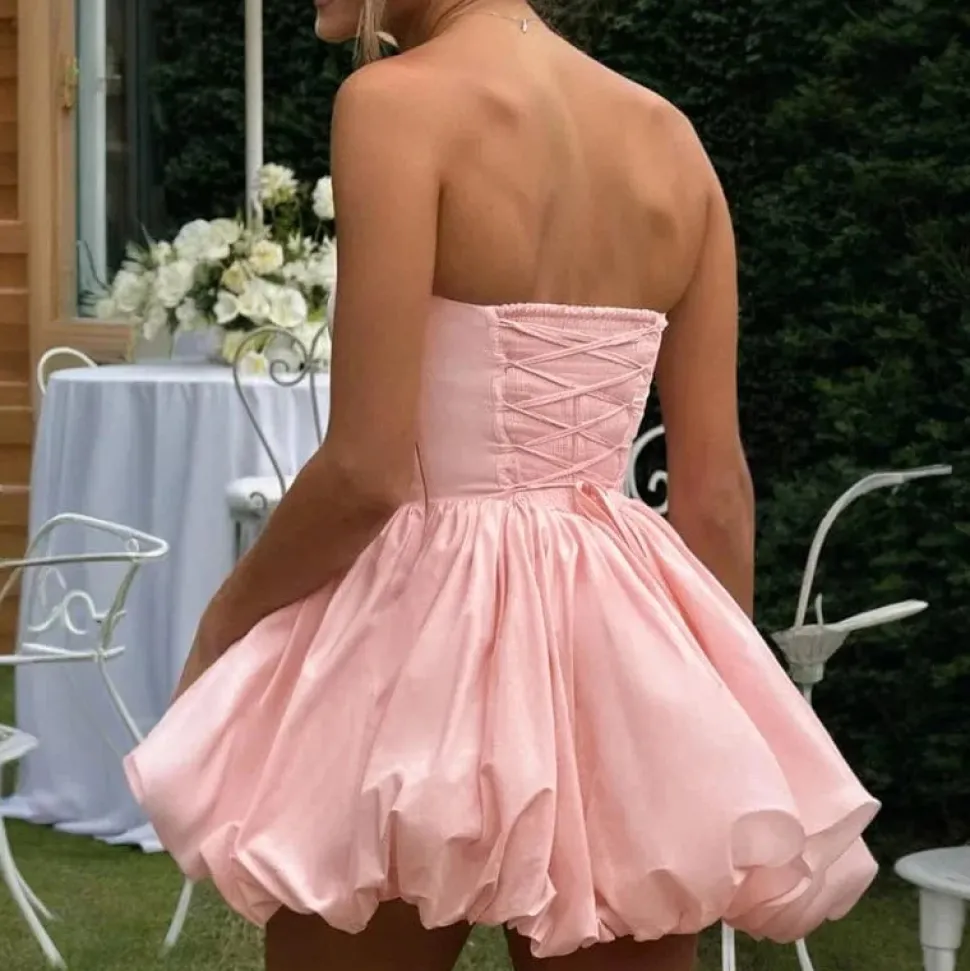 Robe bustier rose laçage au dos