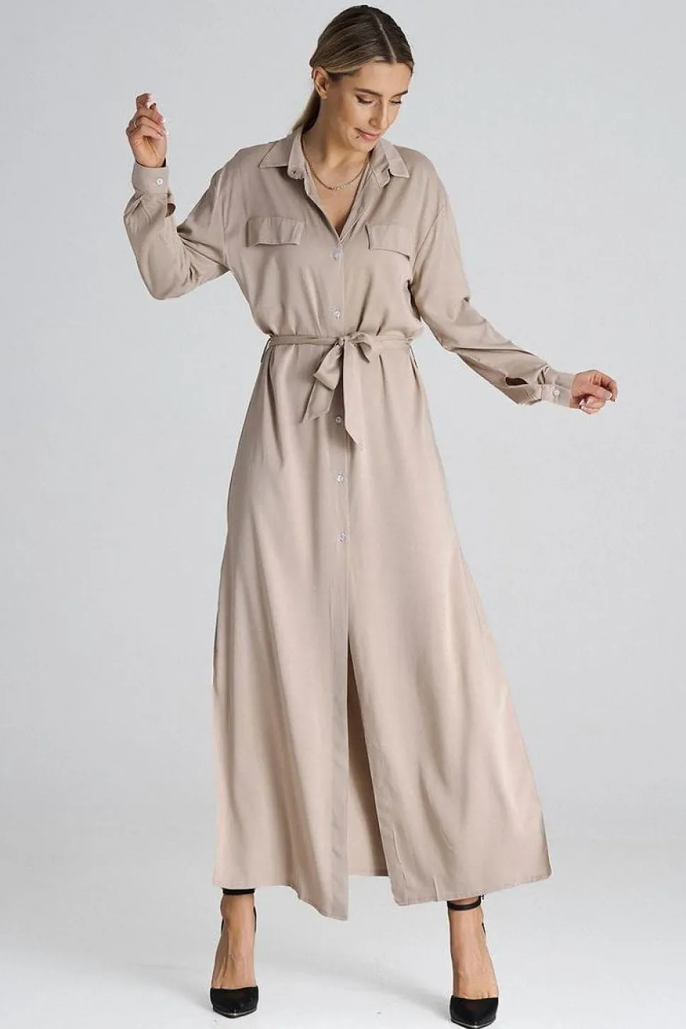Robe chemise beige longue manche longue