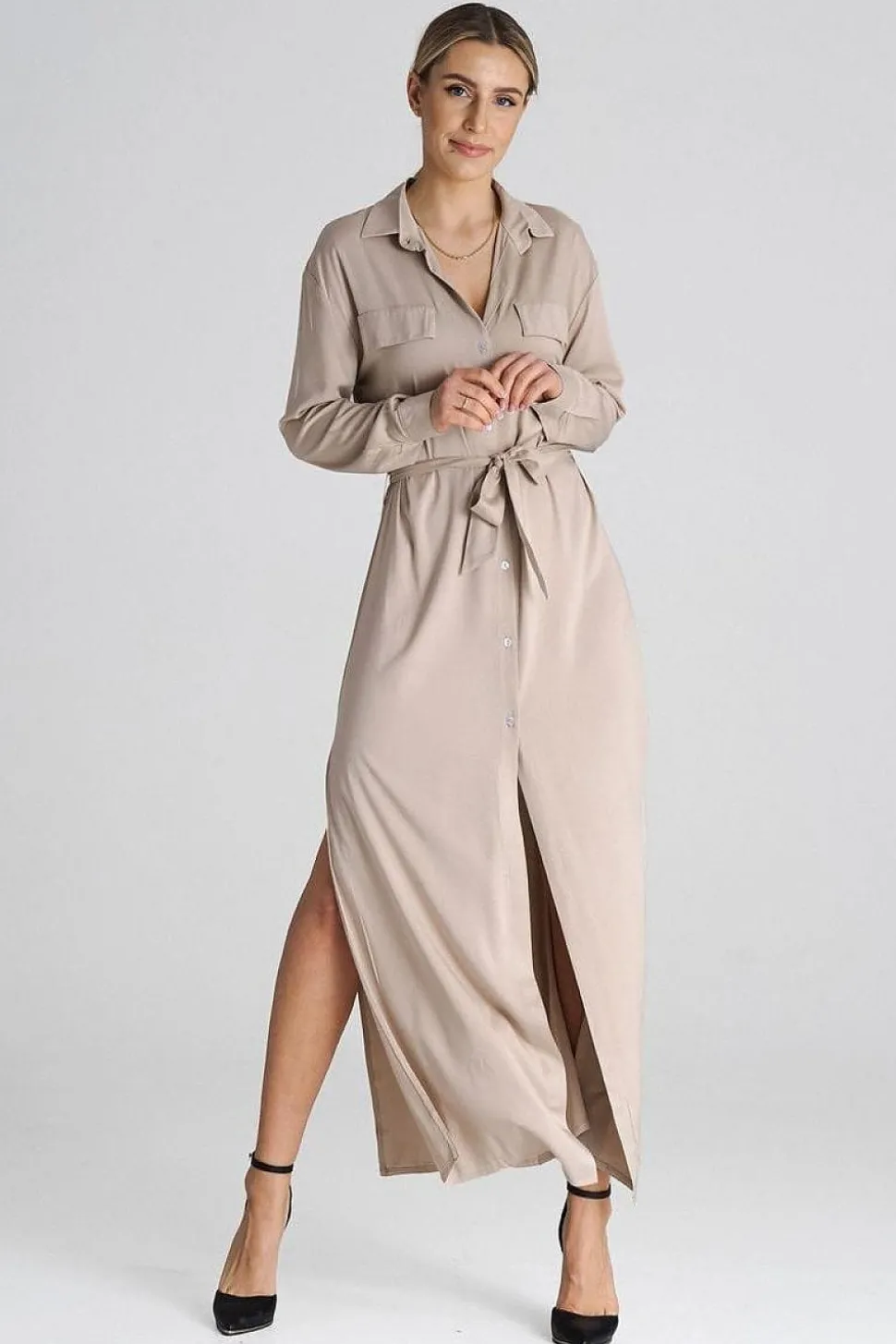 Robe chemise beige longue manche longue