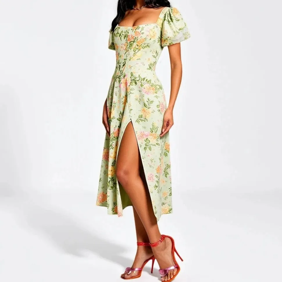 Robe corset fleurie fendue manches courtes