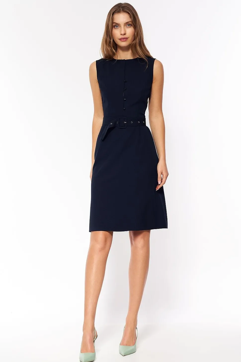 Robe courte droite sans manches