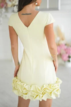 Robe courte jaune chic manches courtes