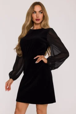 Robe courte noire en velours manches longues transparentes