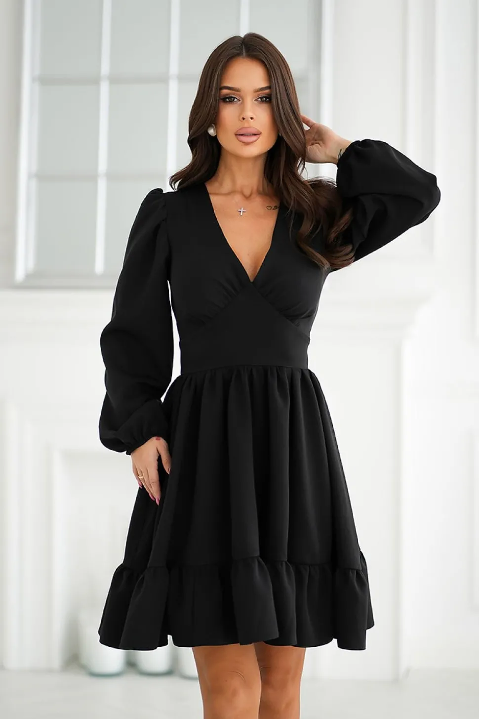 Robe courte évasée manches longues