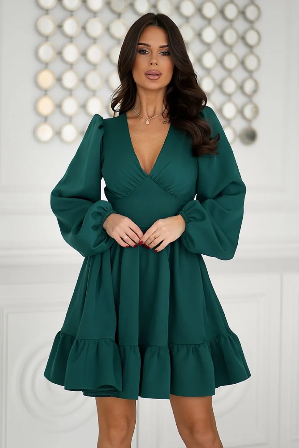 Robe courte évasée manches longues