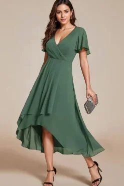 Robe de cocktail asymétrique verte