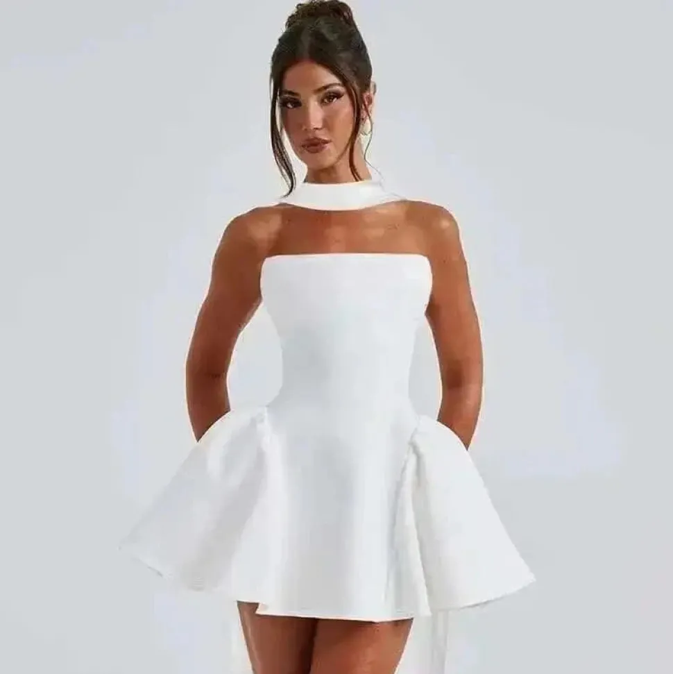 Robe de cocktail bustier courte évasée