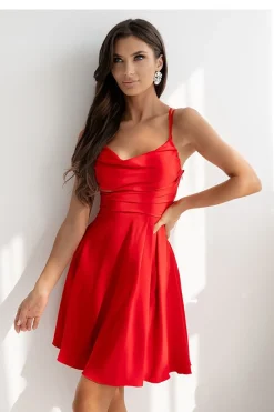 Robe de cocktail chic courte à bretelles