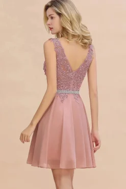 Robe de cocktail chic haut dentelle sans manches