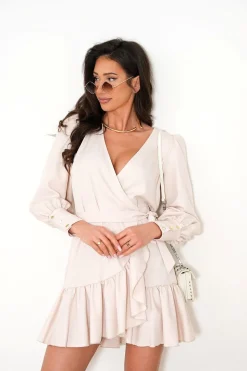 Robe de cocktail courte avec manches longues bouffantes