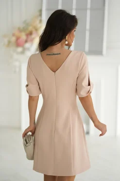 Robe de cocktail courte manches coupées