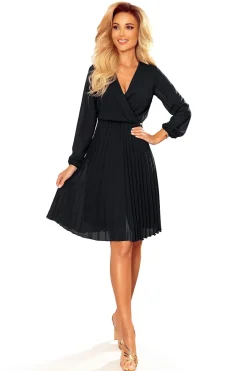 Robe de cocktail courte plissée manches longues