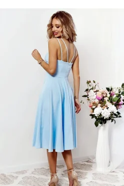 Robe de cocktail midi chic évasée