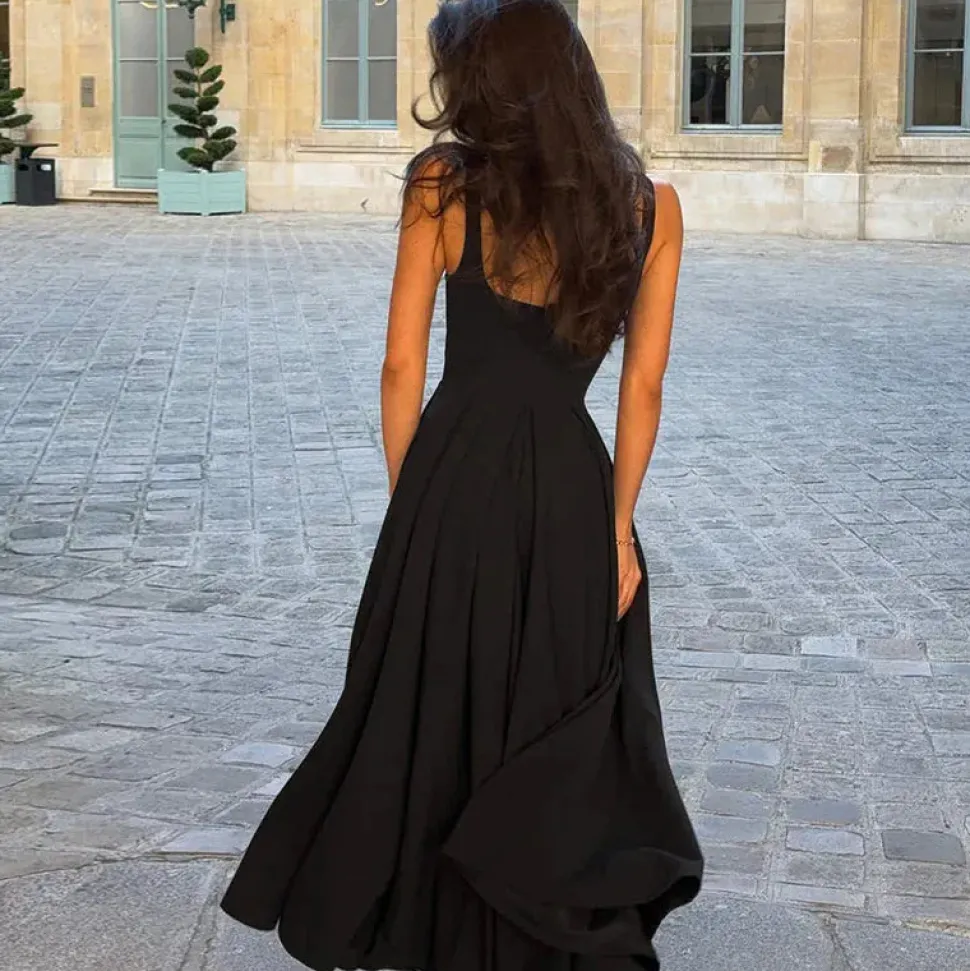 Robe de cocktail midi fluide à bretelles