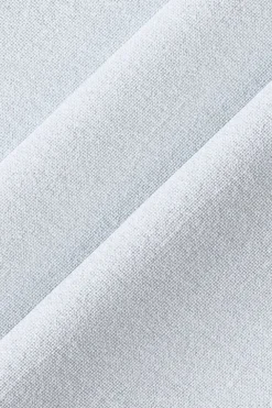 Robe de cocktail moulante blanche épaules dénudées