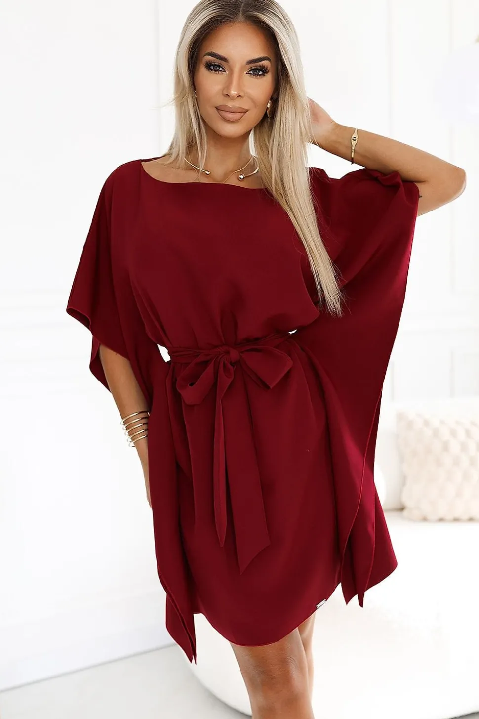 Robe de cocktail papillon courte