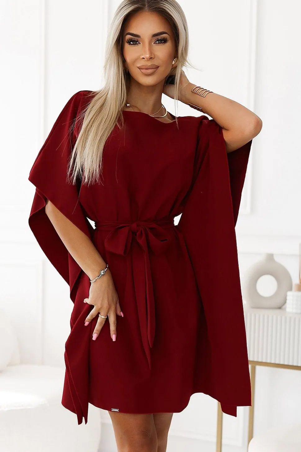 Robe de cocktail papillon courte