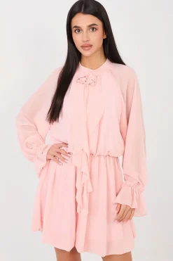 Robe de cocktail rose courte fluide