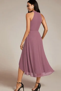 Robe de cocktail rose poudré fluide sans manches