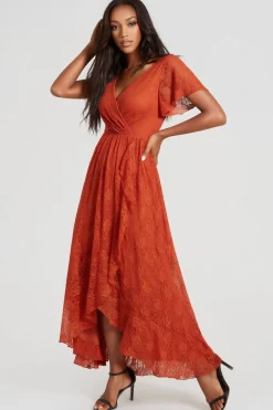 Robe de cocktail terracota en dentelle