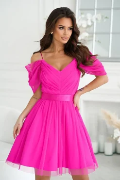 Robe de cocktail évasée en tulle