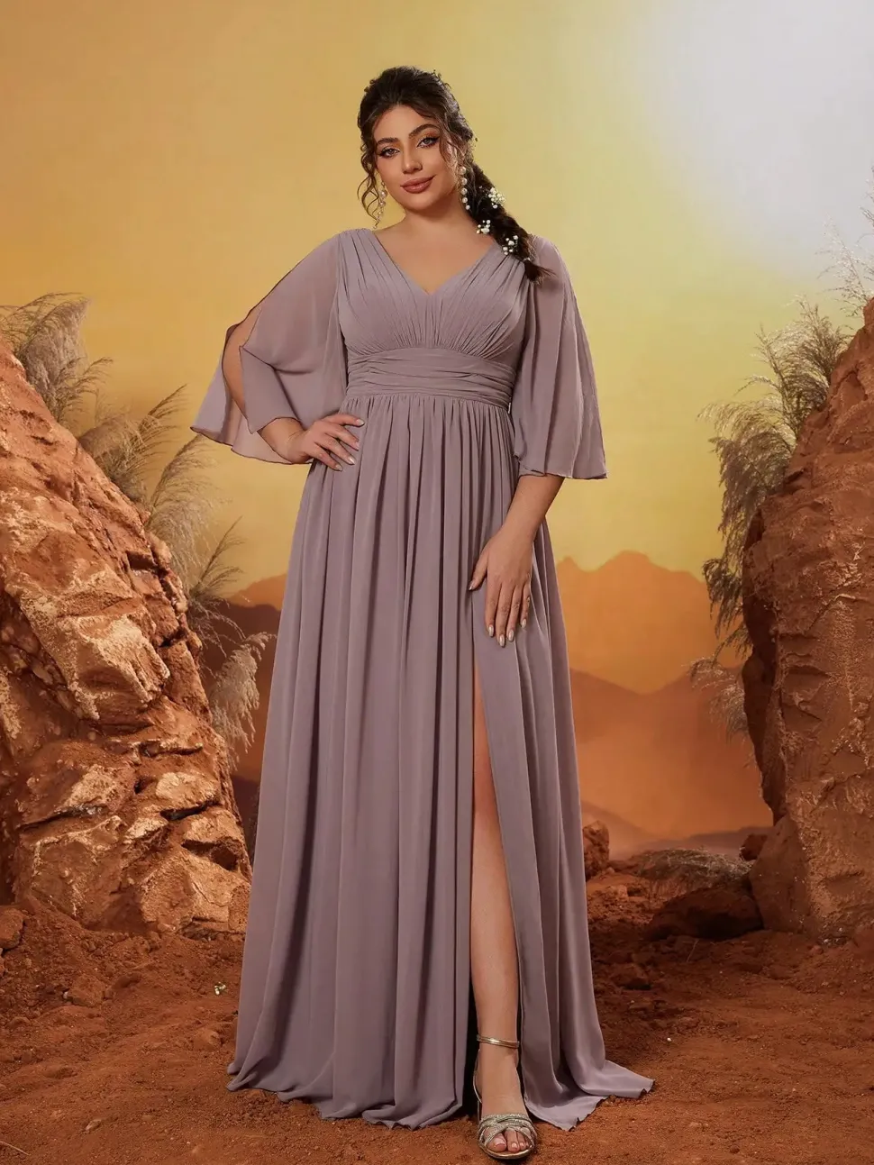 Robe de demoiselle d'honneur taupe grande taille manches mi-longues