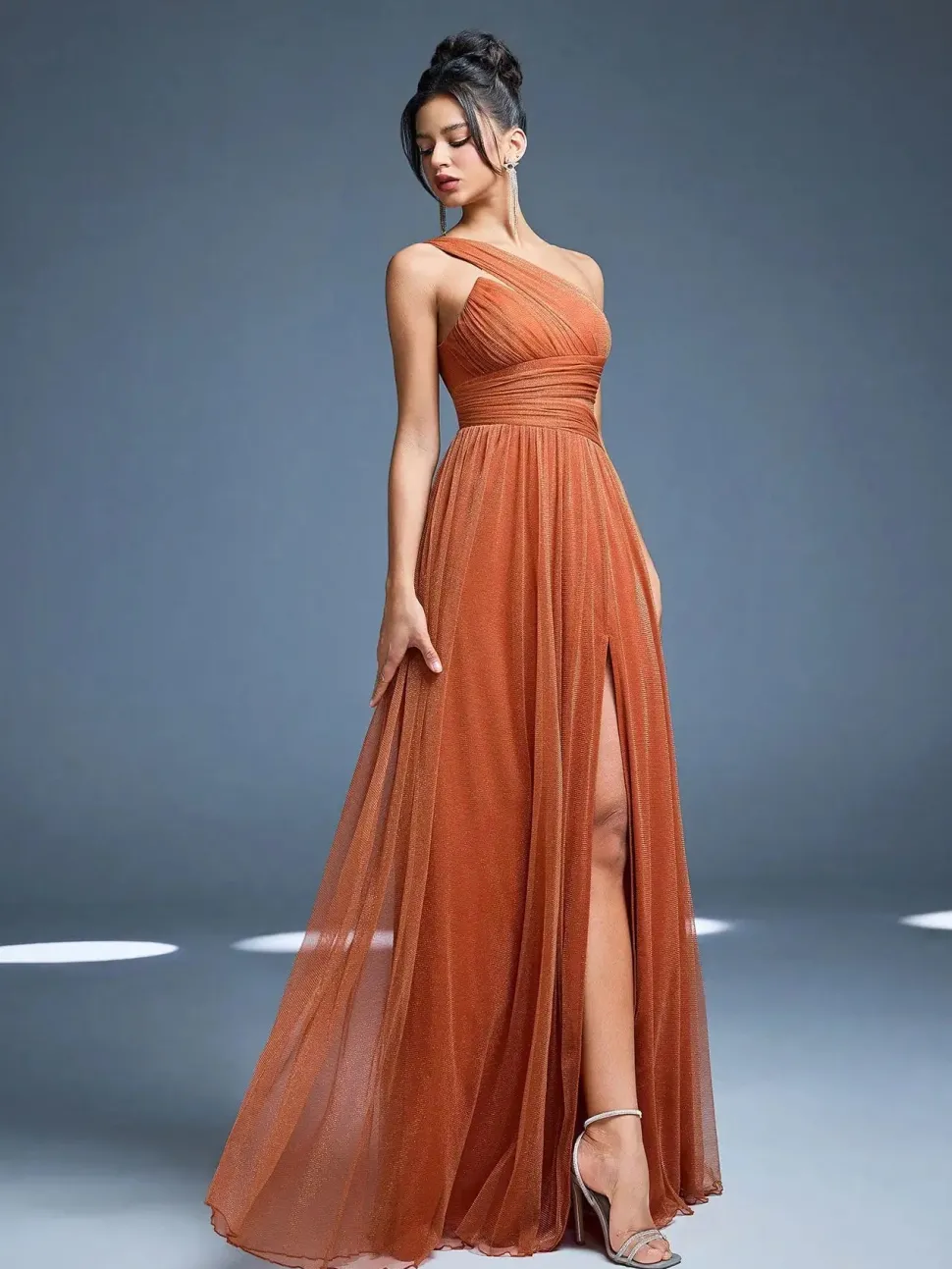 Robe de demoiselle d'honneur terracotta à une épaule et fente haute