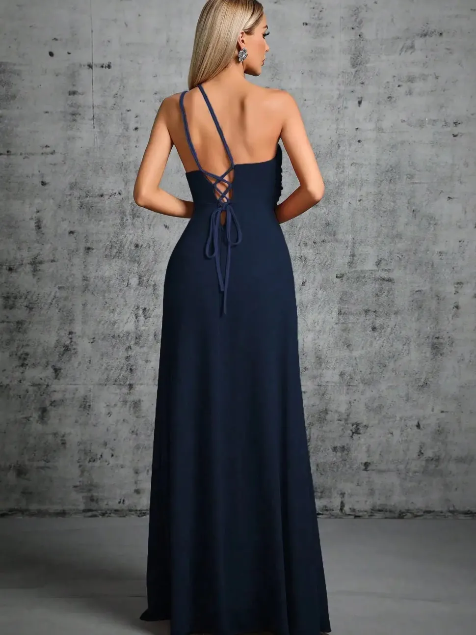 Robe de gala longue bleue marine avec fente