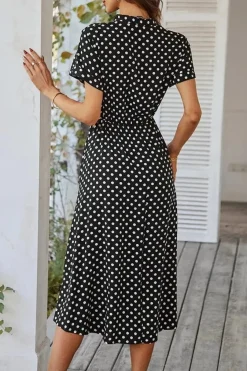 Robe de jour à pois fluide manches courtes