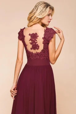 Robe demoiselle d'honneur avec appliqués en dentelle