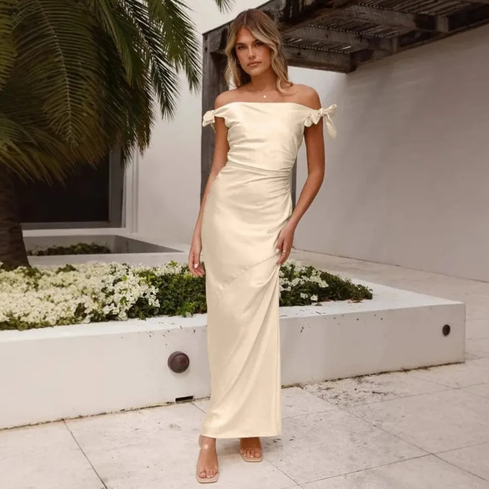 Robe demoiselle d'honneur champagne épaules dénudées