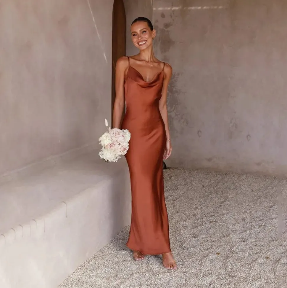 Robe demoiselle d'honneur en satin