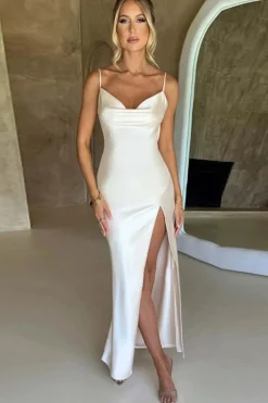 Robe demoiselle d'honneur longue dos nu satin