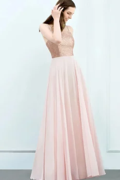 Robe demoiselle d'honneur rose poudré longue