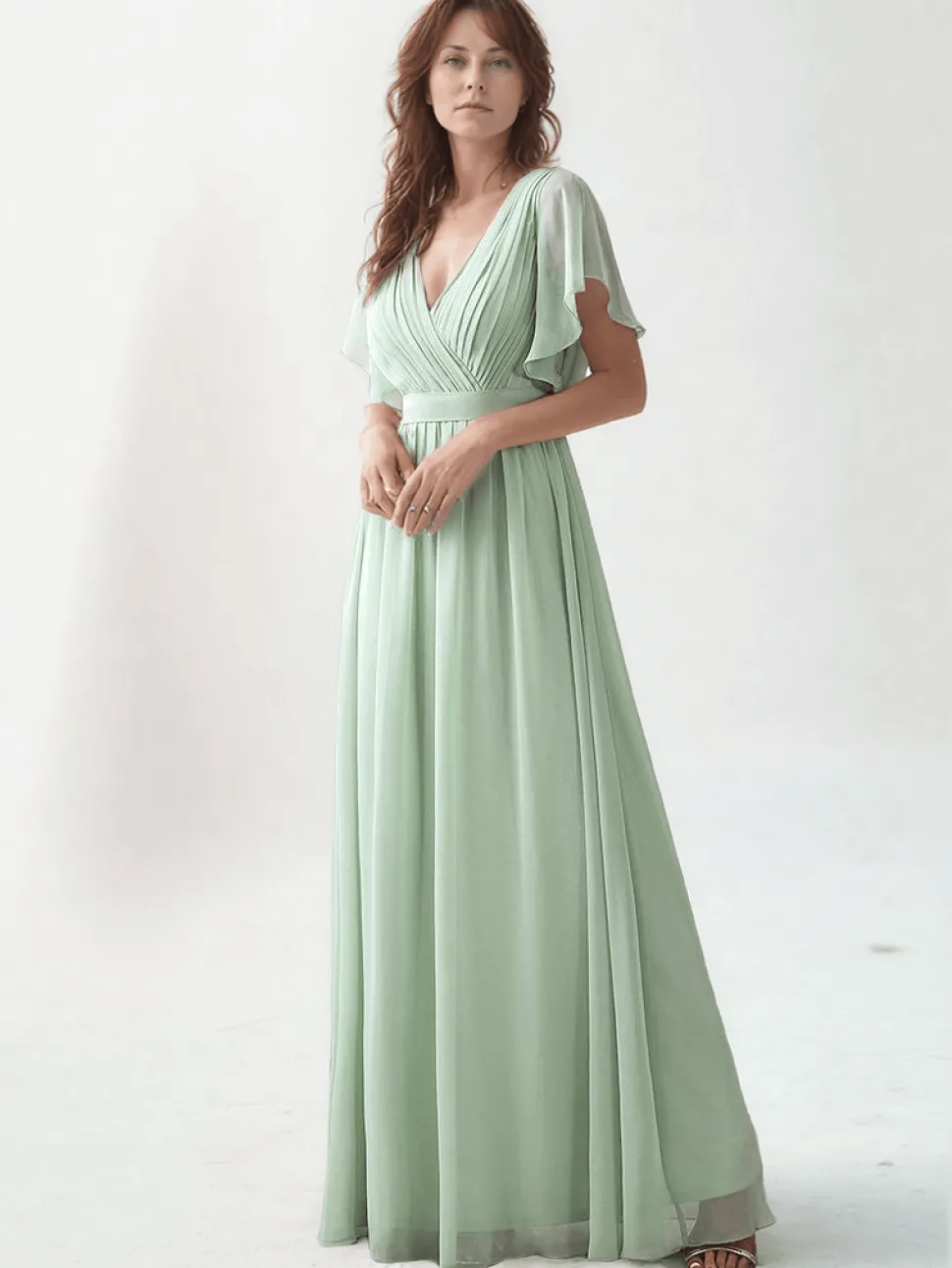 Robe demoiselle d'honneur vert sauge manches à volants